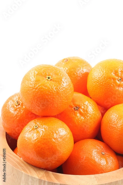 Fototapeta bowl of fresh tangerines isolated on white