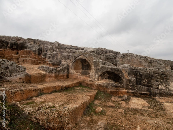 Fototapeta The ancient city of Perre is one of the five major cities of theKingdom of Commagene, known as Me'arath, Gaza, Pörön in ancient sources, Pirin and Perin in Mesopotamia, Adıyaman, Turkey