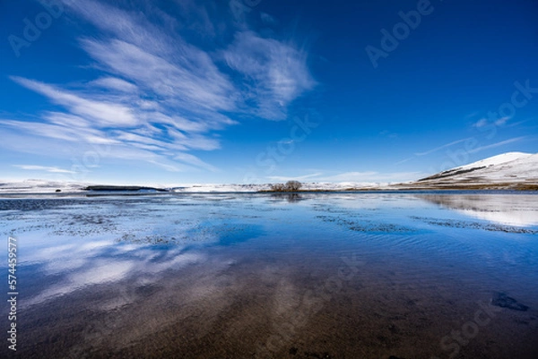 Fototapeta Winter view of the lake