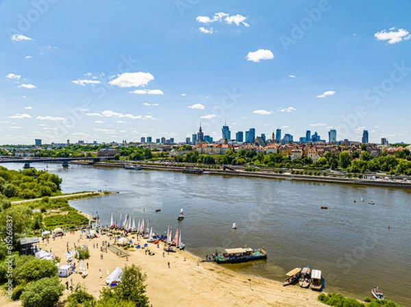 Fototapeta Warszawa - w dniu regat na Wiśle