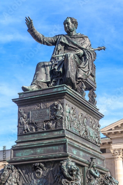 Fototapeta Munich, Statue of King Max Joseph in front of Bavarian State Ope