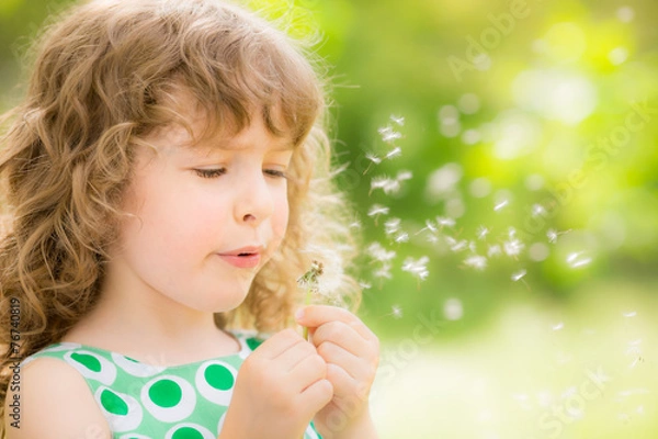 Fototapeta Beautiful child in spring