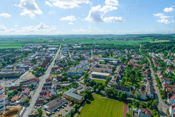 Fototapeta Nördlingen, die zentrale Stadt des Geopark Ries im Luftbild