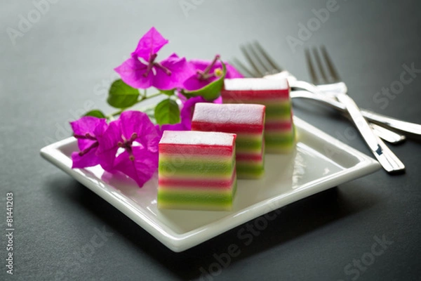 Fototapeta kuih Lapis ( layer cake), dessert Malaisien.