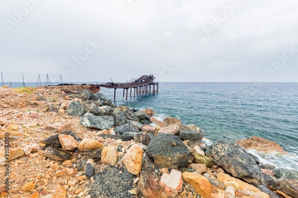 Obraz the old pier of the island