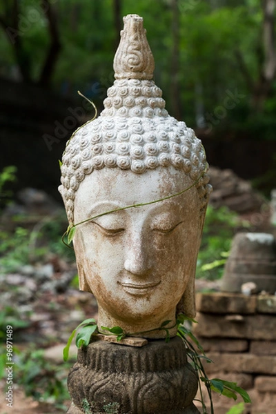 Obraz buddha statue in wat umong, chiang mai, travel northern thailand